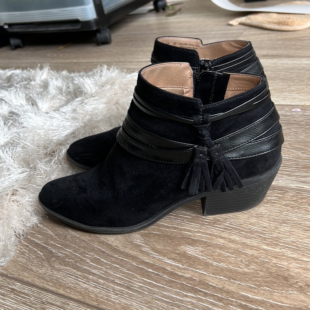 Black, comfy ankle booties